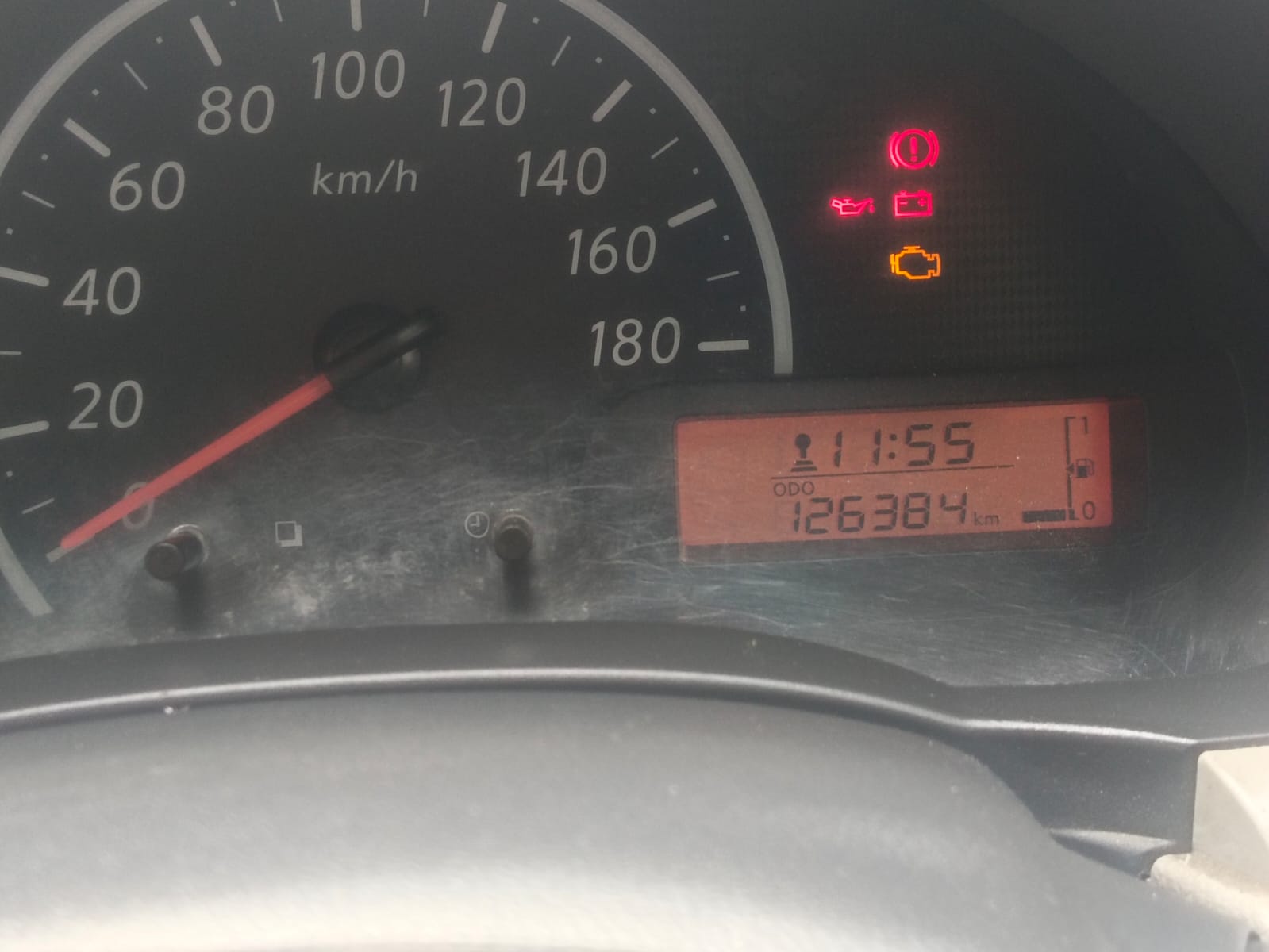 Nissan Micra Active - Image 5